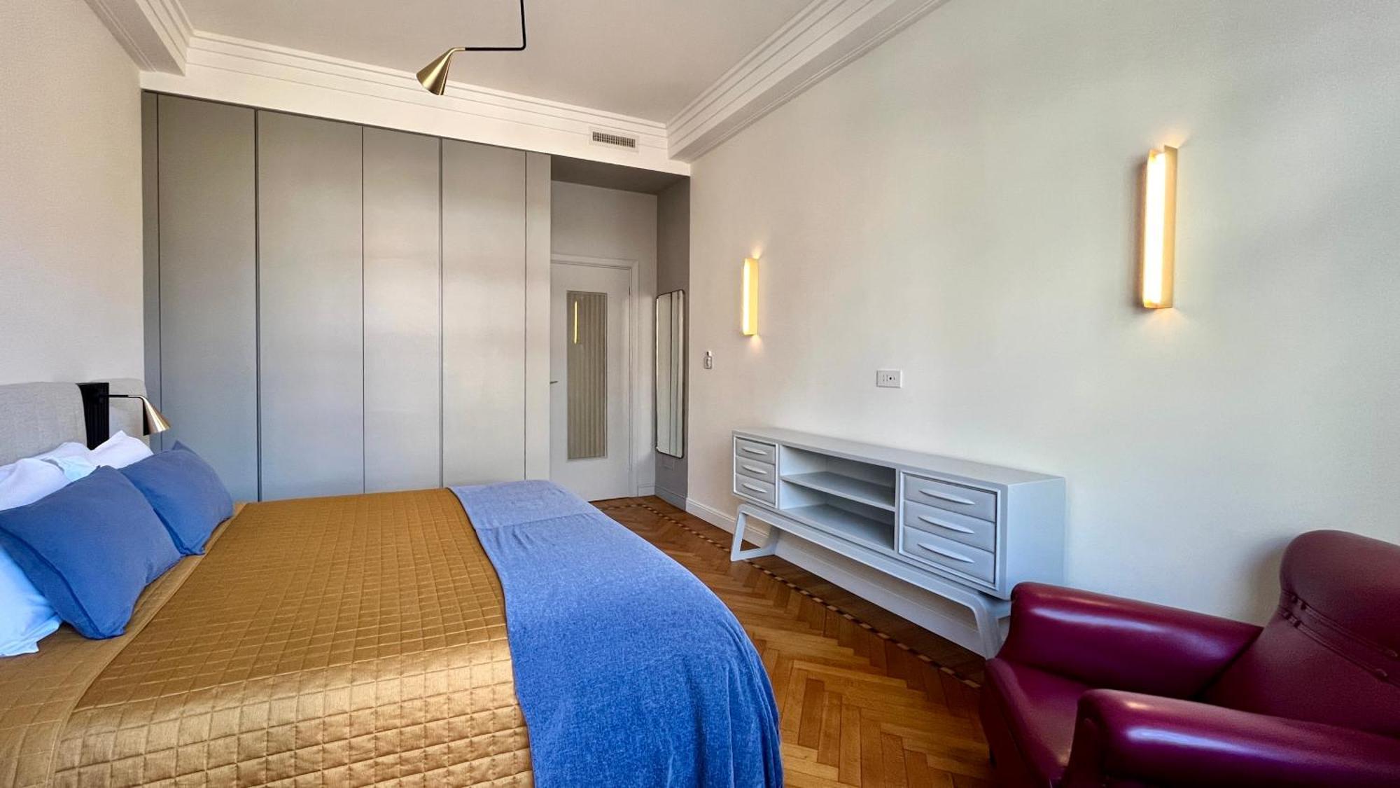 Morozzo 1939 At Sant'Ambrogio - Window On Elegance, Steps From Leonardo Da Vinci'S Masterpiece Apartment Mailand